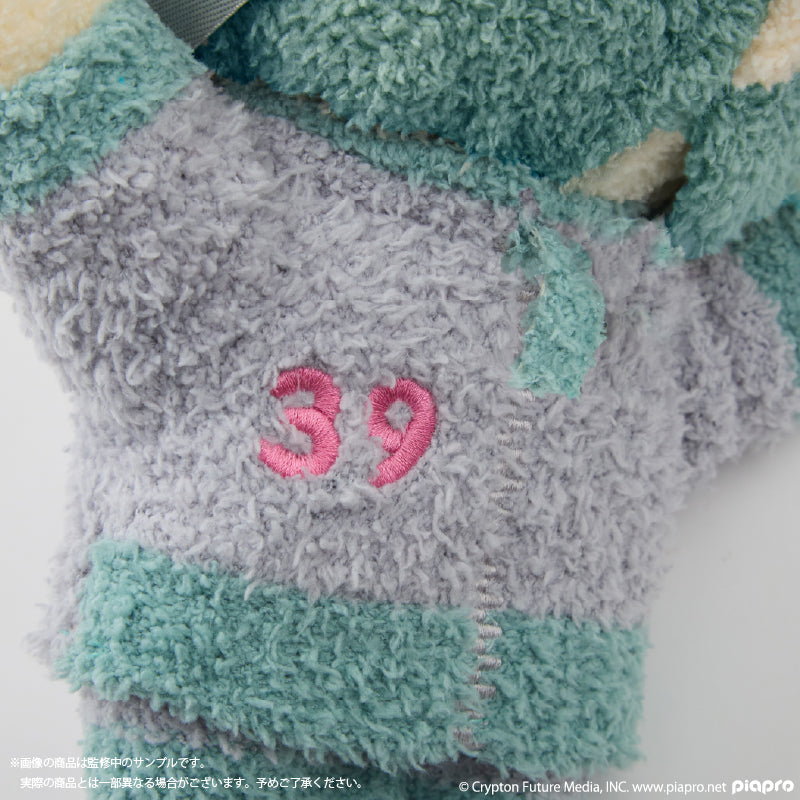 (Goods - Bag) HATSUNE MIKU 2-Way Fluffy Plush Bag