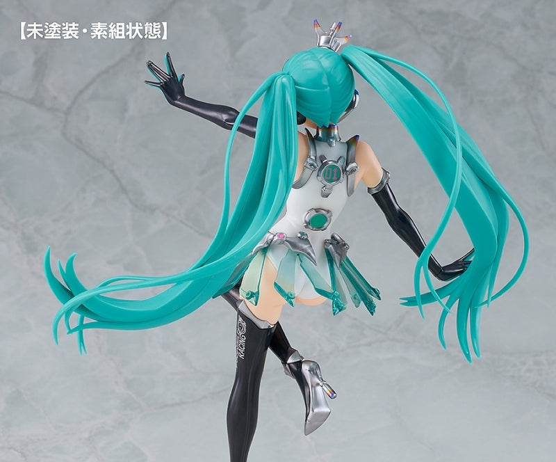 (Plastic Model Kit) Hatsune Miku - Reincarnation Hatsune Miku GT Project Racing Miku 2013 Ver. 1/8 Plastic Model