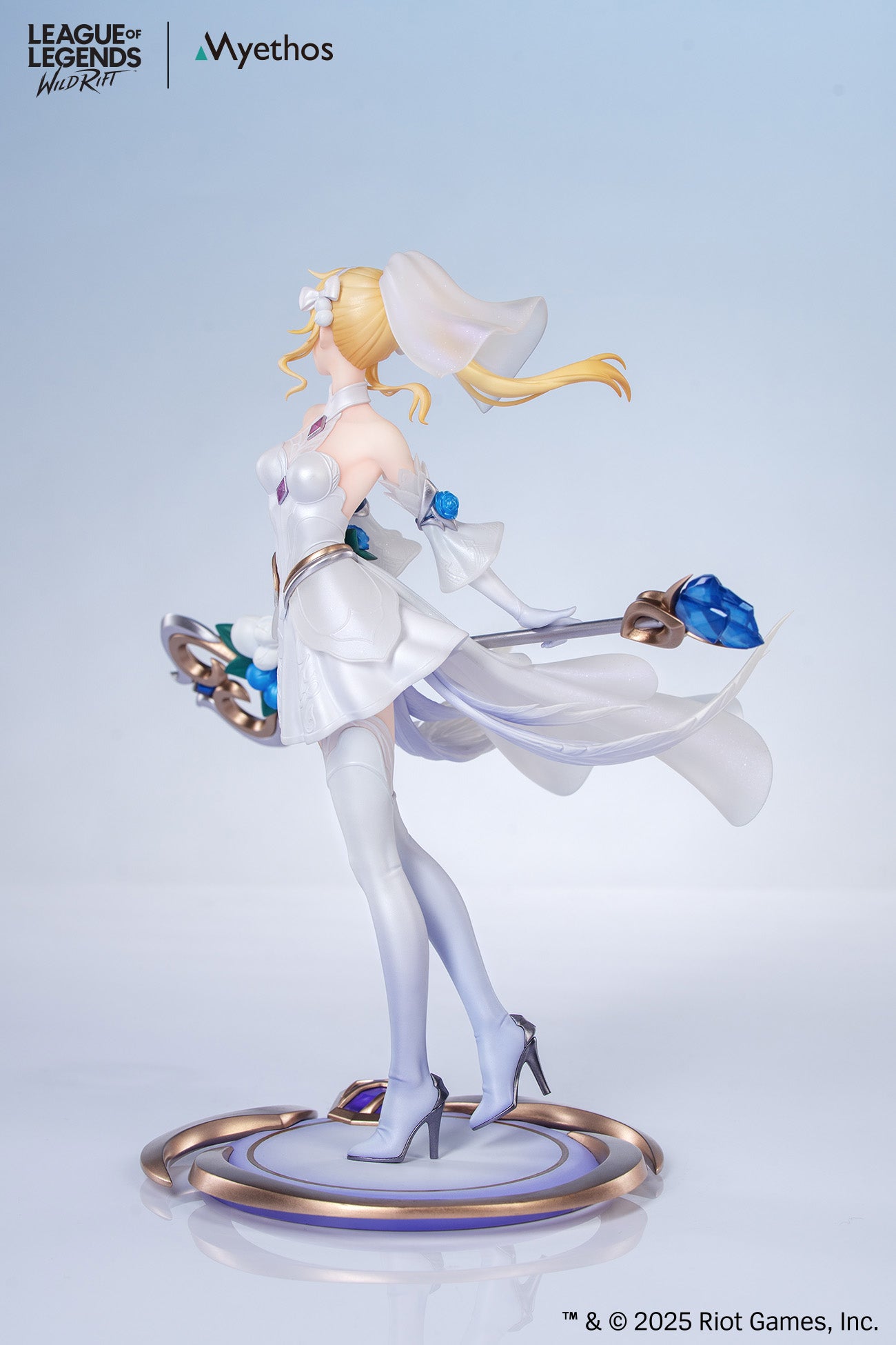 (Bishojo Figure) Gift + League of Legends: Wild Rift Crystal Rose Lux 1/8 Completed Figure