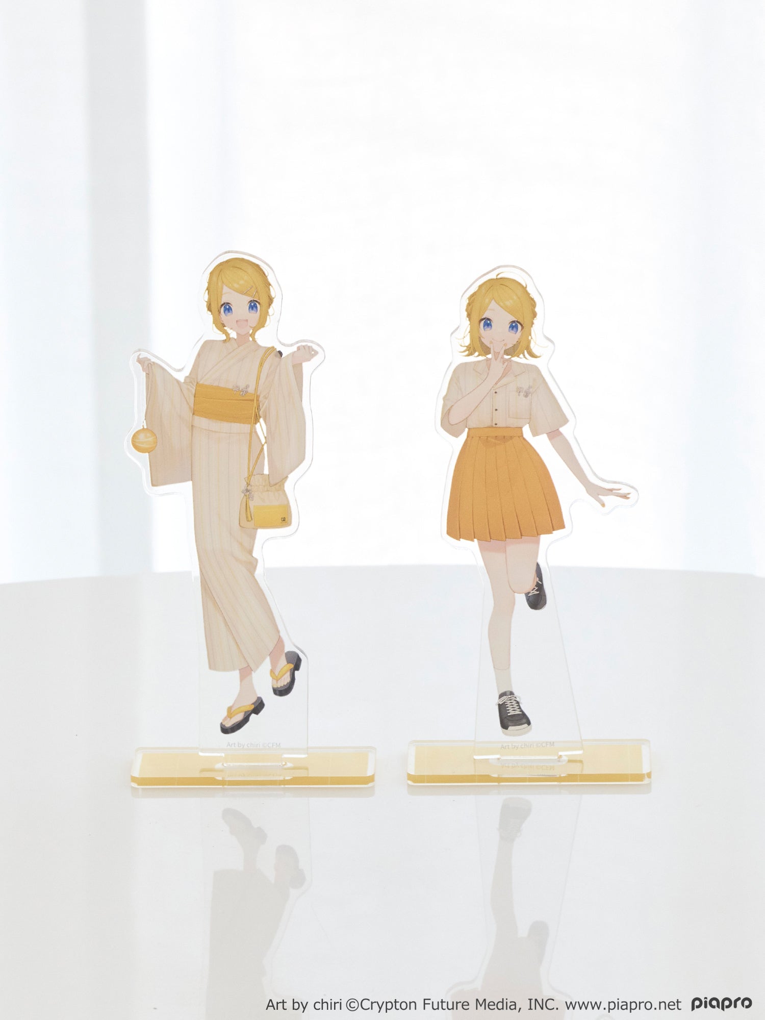 (Goods - Stand Pop) Kagamine Rin Acrylic Stand Set Art by chiri [earth music&ecology Japan Label]