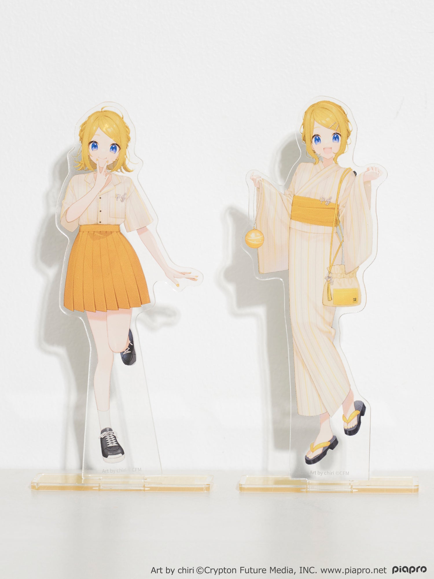 (Goods - Stand Pop) Kagamine Rin Acrylic Stand Set Art by chiri [earth music&ecology Japan Label]