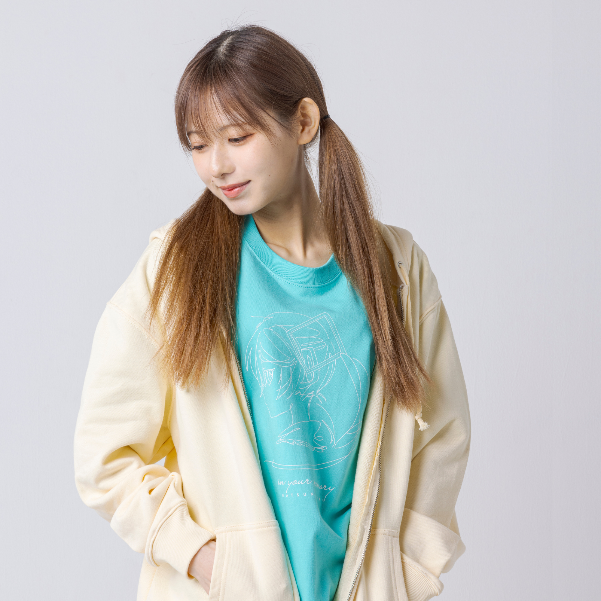 (Goods - Outerwear) Hatsune Miku Zipper Front Hoodie