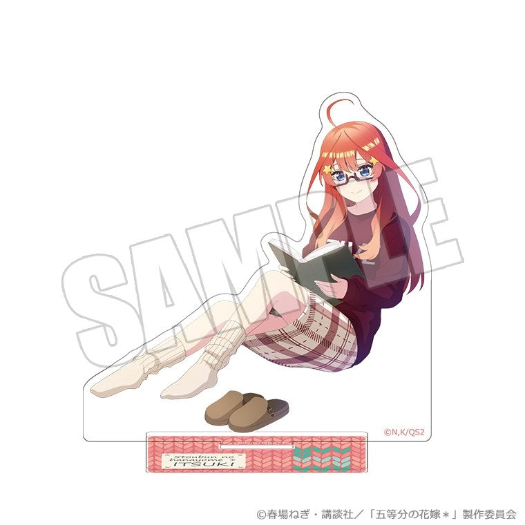 (Goods - Acrylic Stand) The Quintessential Quintuplets* Acrylic Stand - Silent Time by the Fireplace Itsuki