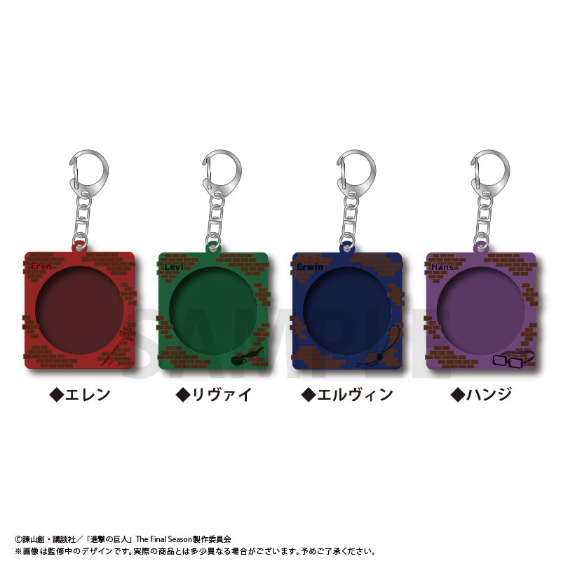 (Goods - Badge) Attack on Titan Rubber Button Badge Case Eren
