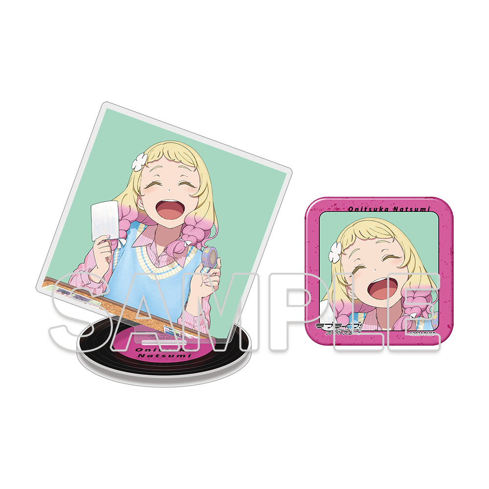 (Goods - Acrylic Stand) Love Live! Superstar!! Square Acrylic Plate & Tin Badge Set ~Behind the ”Aspire”~ - Natsumi Onitsuka