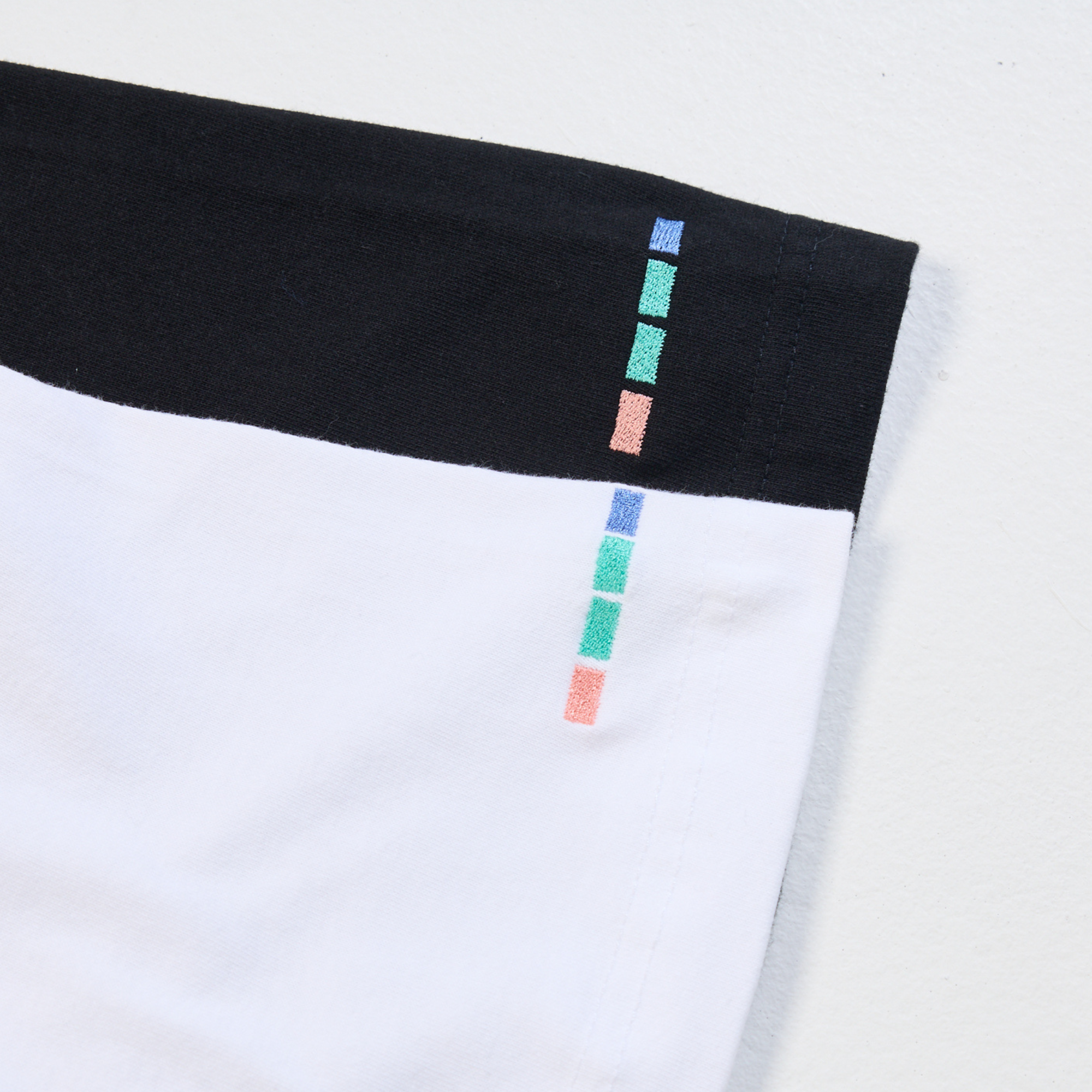 (Goods - Shirt) Hatsune Miku T-Shirt "code of silence"